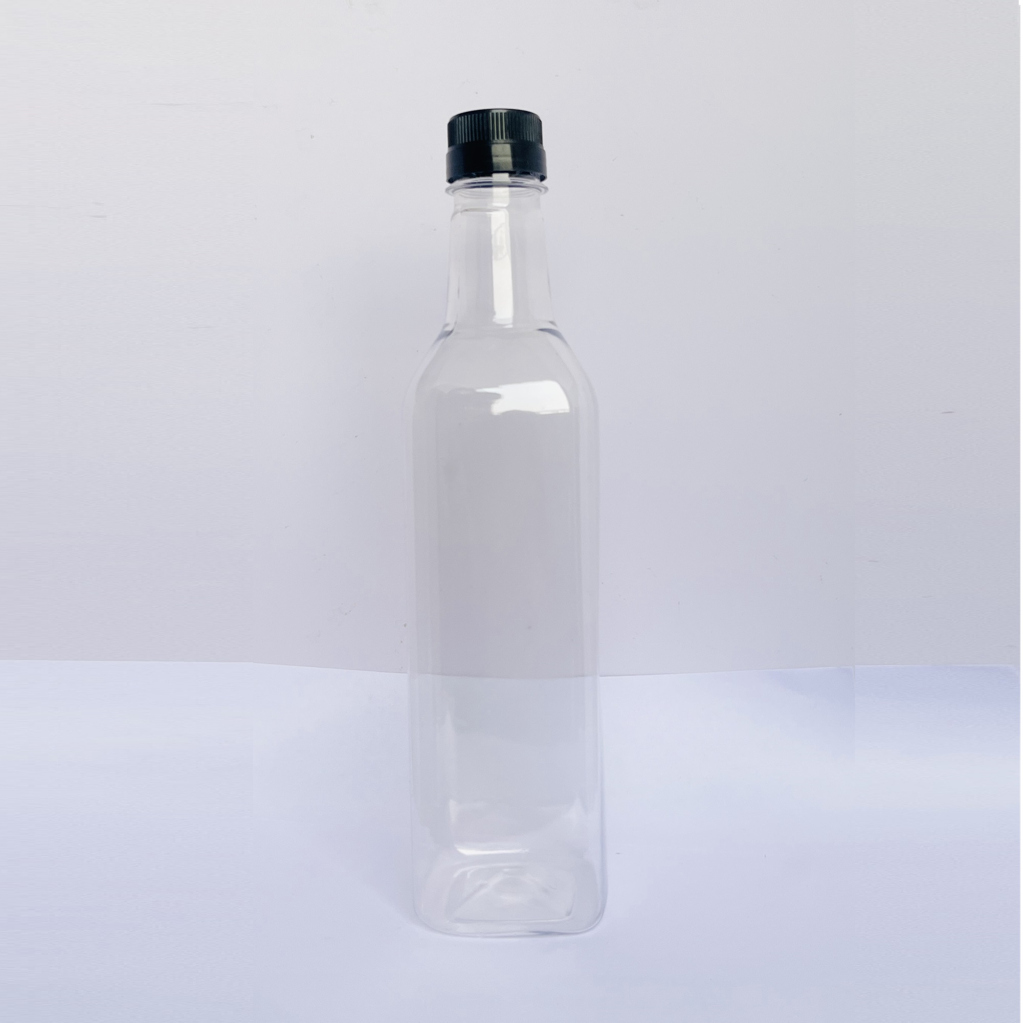 Transparent Plastic Square Premium PET Bottle